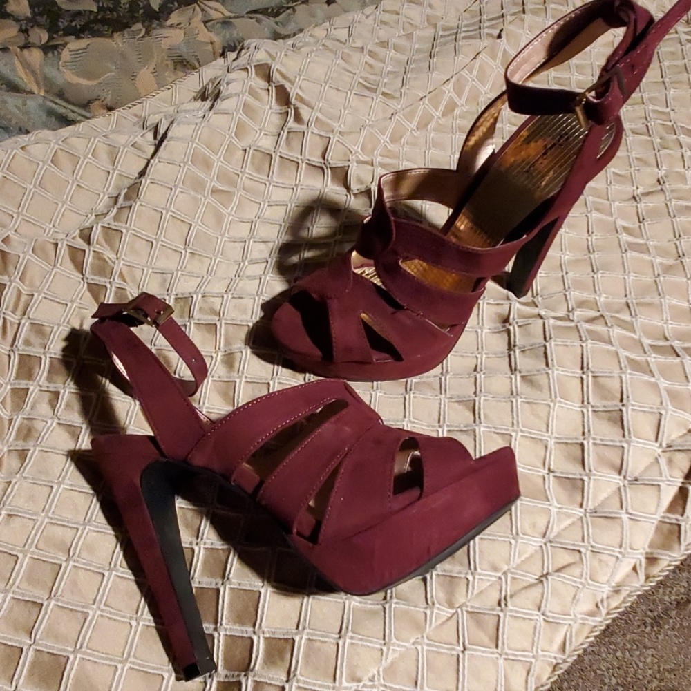 Platform High Heels Burgundy
